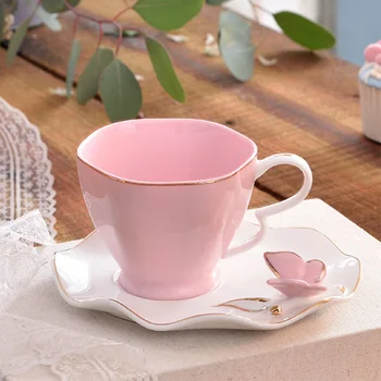 220ml Noi Rafinat Fluture Pasăre de Sus Bone China Ceașcă de Cafea Farfurie Gratuit Lingura Ceramice Ceașcă de ceai European de Ceai din Portelan Cana Cadou